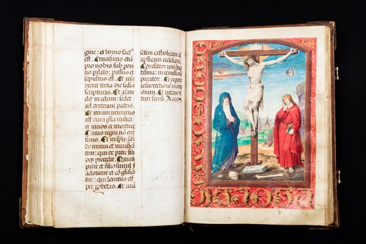Missal Rico de Santa Cruz. Século XVI. 1 volume, pergaminho. Escrita gótica