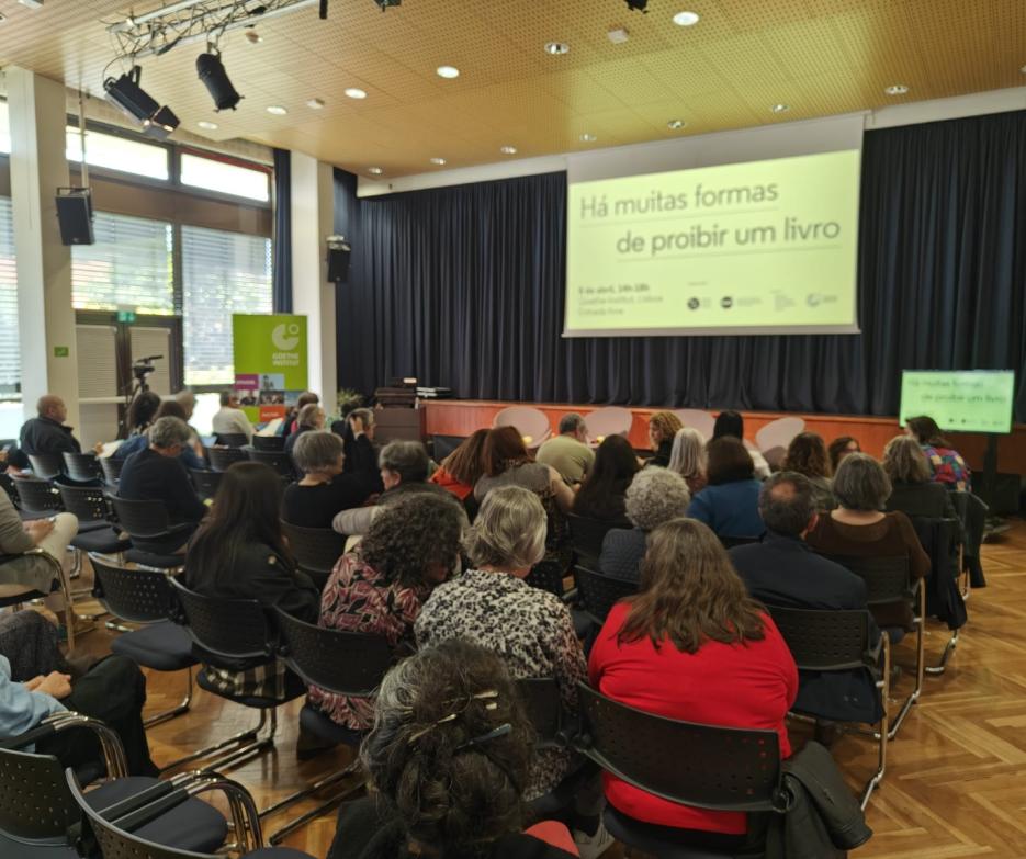 Há muitas formas de proibir um livro_NB