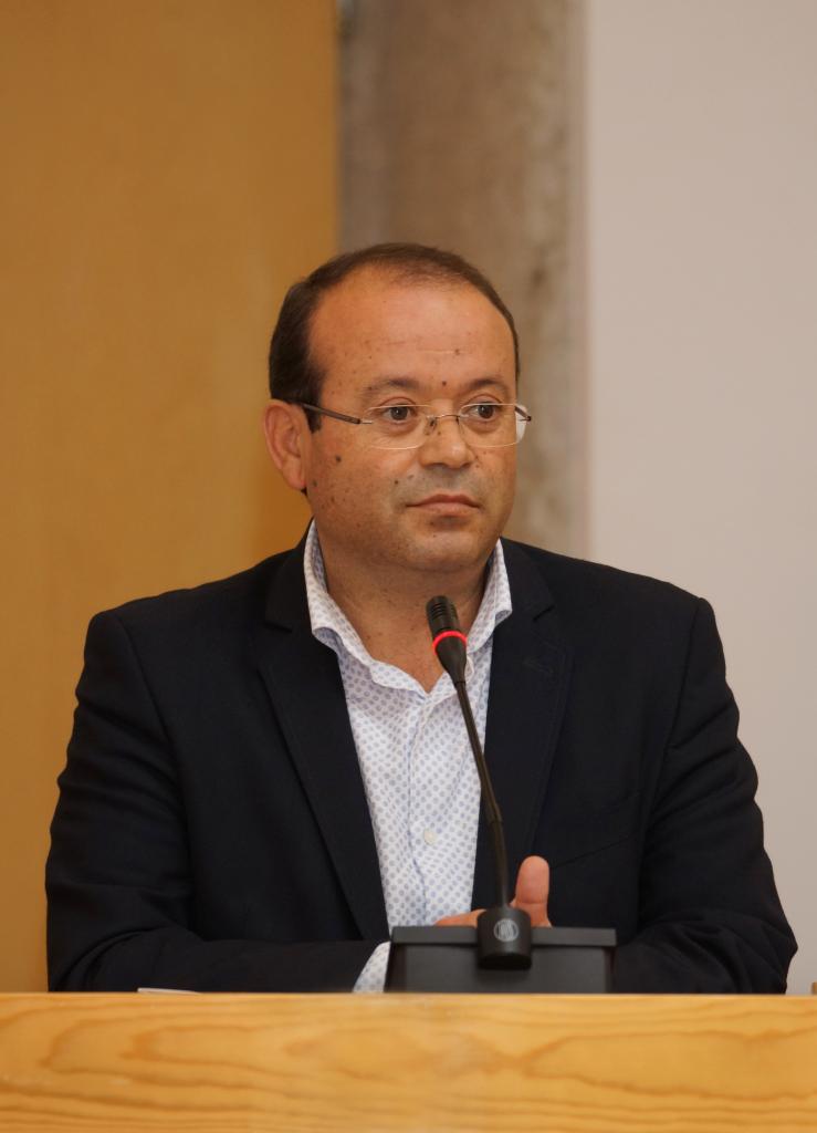 "Foi a BAD que defendeu e arquitetou a minha profissão..." Entrevista a António Maranhão Peixoto 1 Antonio Maranhao Peixoto